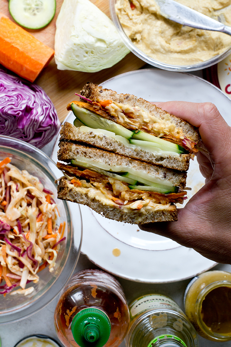 coleslaw and hummus vegetarian sandwich